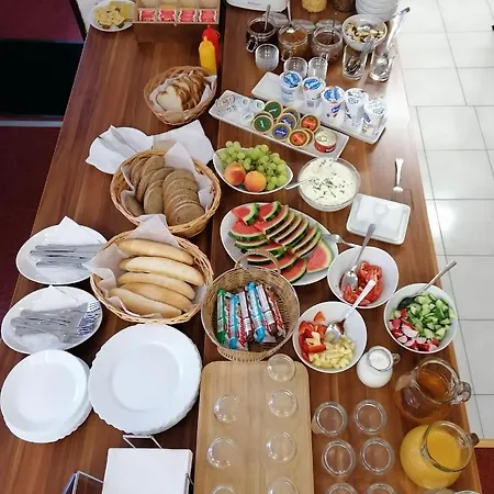 U Dómu Sv. Václava